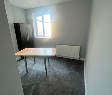 2 Bed Flat, Duckett Road, N4 - Photo 5