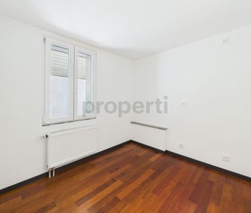 Historic home with modern living comfort Charming house in a centra... - Photo 4