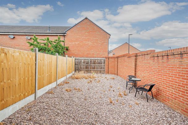 3 bed end of terrace house to rent in Humber Road, Coventry, CV3 - Photo 1