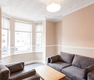 5 bedroom terraced house to rent - Photo 3