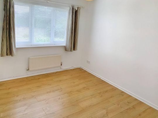 2 bedroom townhouse to rent - Photo 1