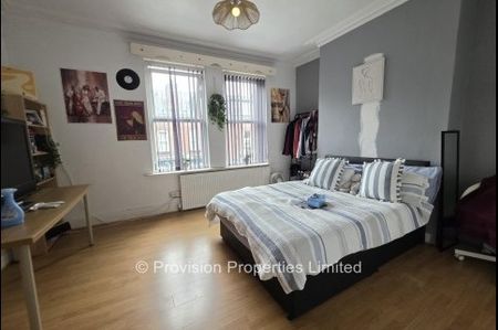 5 Bedroom Student House Leeds University - Photo 4