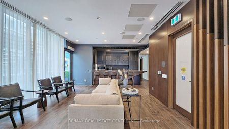 For Lease - 70 Annie Craig Drive Unit# 703, Toronto, Ontario - Photo 5