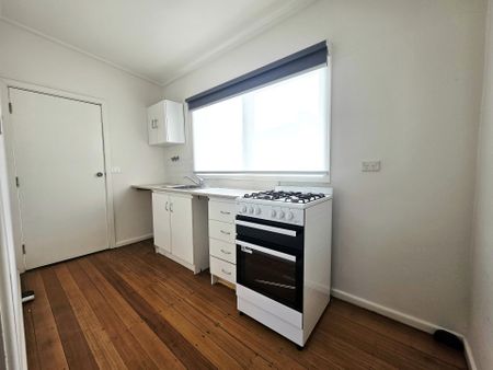 Low Maintenance Lifestyle in a Prime Location - Photo 5