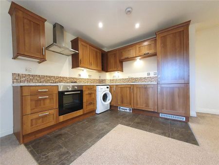 2 bedroom flat to rent - Photo 5