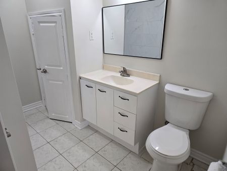 For Lease - 1351 Marchand Street Unit# 1347-1, Cyrville - Carson Grove - Pineview, Ontario - Photo 5