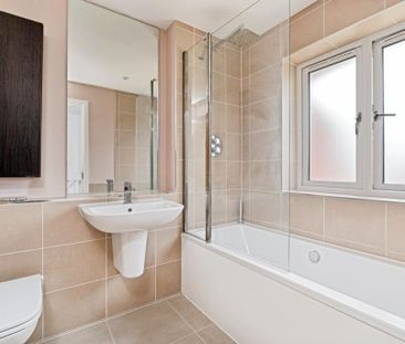 2 bedroom semi-detached house to rent - Photo 2