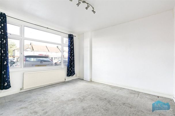 4 bedroom semi-detached house to rent - Photo 1