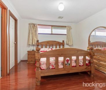 PERFECT FAMILY LIVING IN A PRIME LOCATION - Photo 6