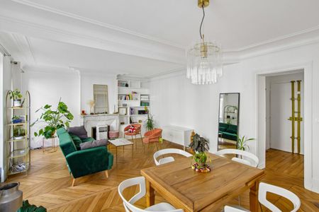 Location Appartement 3 pièces Meublé 65m² PARIS 10ème - Photo 2