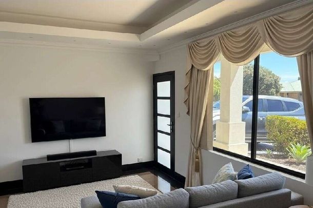 Canning Vale - Photo 1