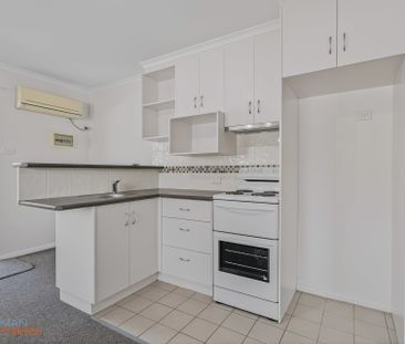 66 Lambrigg Street, Farrer ACT 2607 - House For Rent | Domain - Photo 5