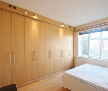 4 bedroom flat to rent - Photo 3