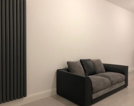 1 bedroom flat to rent - Photo 2