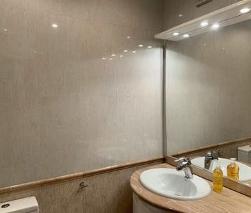 Carrer de Josep Estivill, Barcelona, Catalonia 08027 - Photo 2