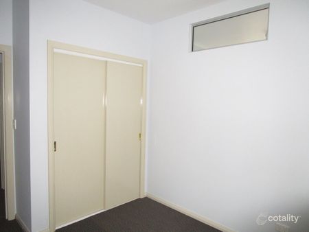 1/421 Elizabeth Street North Hobart TAS 7000 Australia - Photo 5
