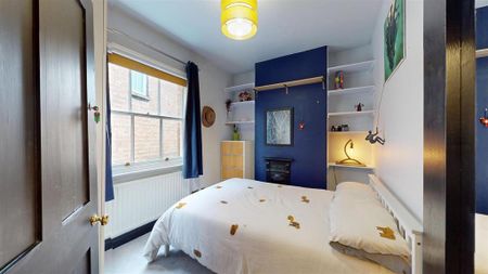 2 bedroom semi-detached house to rent - Photo 3