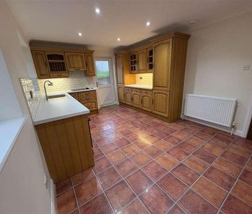 North Street, Flixton, Scarborough, YO11 - Photo 5