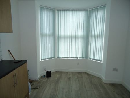 Dawson Road, Beeston, LS11 7AS - Photo 2