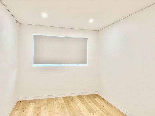 Brand New Luxury Double Storey Home - Photo 1