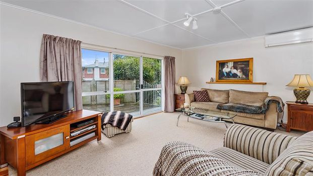 Fantastic Location - Hillcrest Rotorua - Photo 1