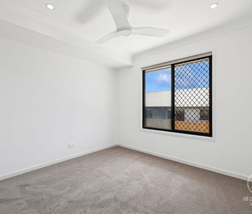 🏡 Freshly Updated 4-Bedroom Family Home in Pimpama - Photo 4