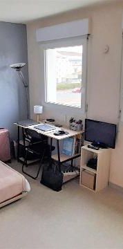 Location Appartement 1 pièce 17m² POITIERS 86000 - Photo 1