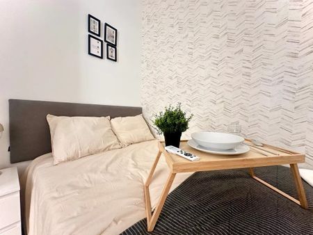 Calle de Caravaca, Madrid, Community of Madrid 28012 - Photo 5