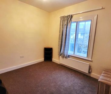 River View, Enfield - Photo 4