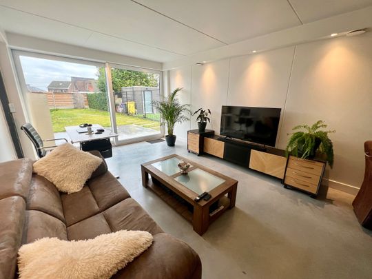 Huis - Te huur - Photo 1