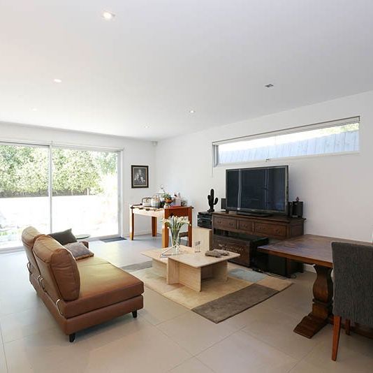 10 Heysham Way, Templestowe - Photo 1