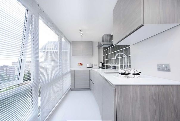 3 bedroom flat to rent - Photo 1