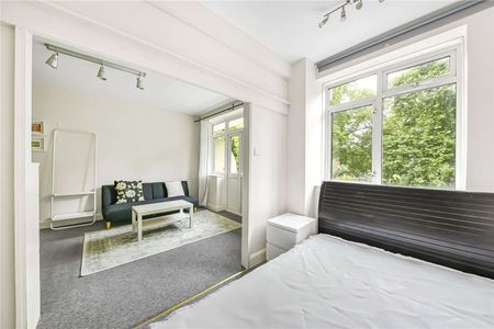 A well presented apartment in a purpose built development in Maida Vale including heating and hot water. - Photo 5