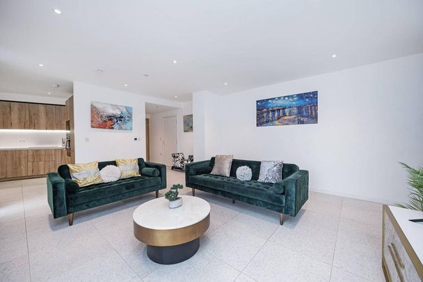 3 bedroom flat to rent - Photo 1