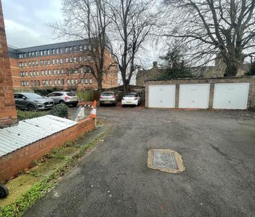 2 bedroom flat to rent - Photo 6