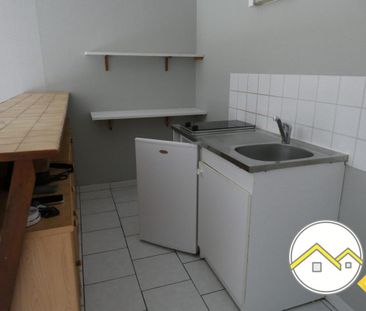 Location Appartement 1 pièce 32m² CHATEAUBRIANT 44110 - Photo 2