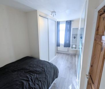 1 bedroom house of multiple occupation to rent - Photo 2