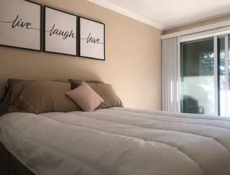 140 E. 4th Street, North Vancouver, Bc V7l 4r1 - Photo 2