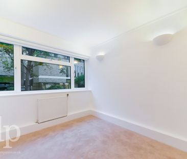3 Bedroom Apartment, Rokeby House, Lambs Conduit Street, WC1N - Photo 5
