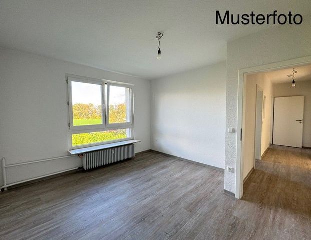 Erstbezug nach Sanierung: moderne 3-Zimmer-Wohnung im 1. OG eines gepflegten Mehrfamilienhauses - Foto 1