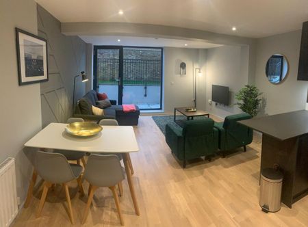 3 bedroom apartment to rent - Photo 3