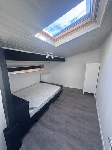 Location Appartement 3 pièces 50m² BORDEAUX 33000 - Photo 3