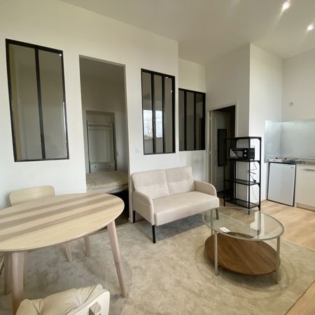 T1 bis entièrement rénové - Côte Chaude - Photo 4