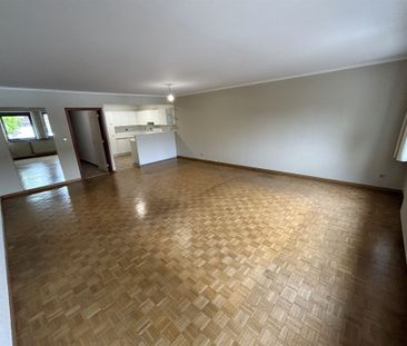 Energiezuinig appartement met 2 slaapkamers en terras - Photo 2