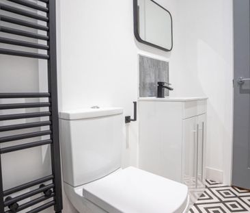 Telephone #68 - Photo 5