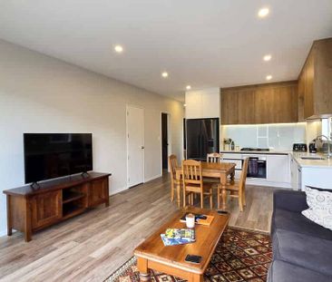 Hobsonville, 3 Bedrooms, $815 - Photo 1