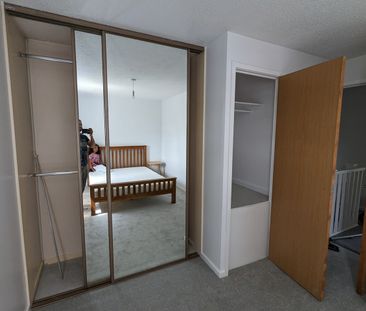 3 Bed End Terrace, Gardeners Court, LS10 - Photo 4
