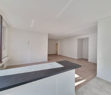 Charming 3.5-room apartment in the city center of Aigle - Photo 2