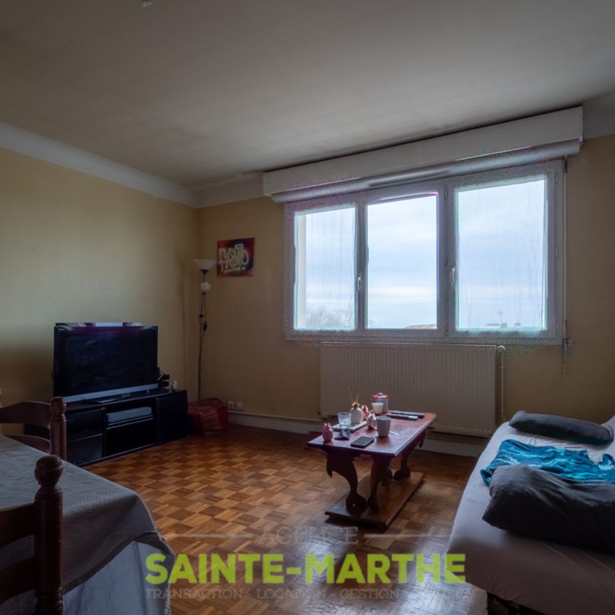 A LOUER - APPARTEMENT T2 - NIORT - Photo 1