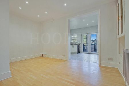 4 bedroom terraced house to rent - Photo 3